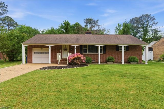 3 Patton DR, Newport News, VA 23606