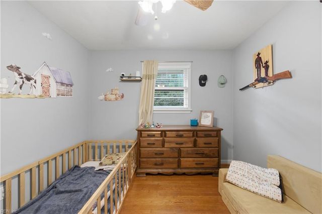 3 Patton DR, Newport News, VA 23606