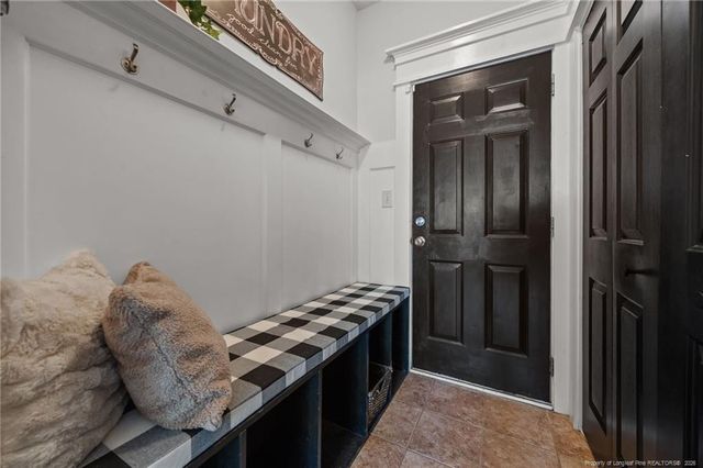 887 Coachman Way, Sanford, NC 27332