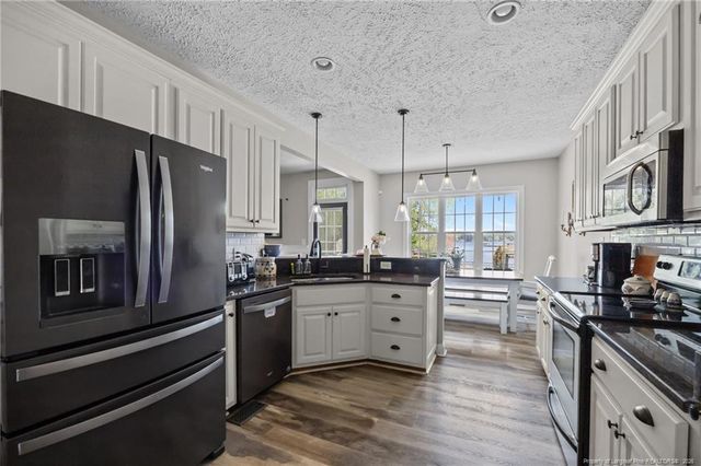 887 Coachman Way, Sanford, NC 27332