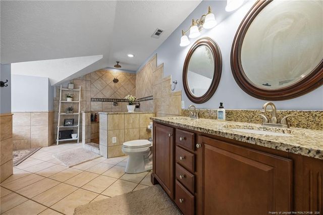 887 Coachman Way, Sanford, NC 27332