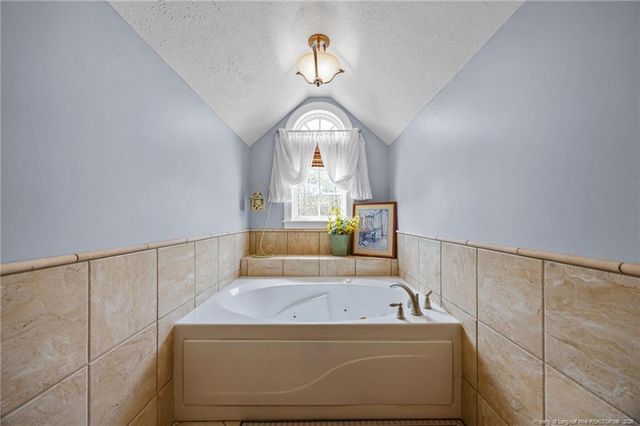 887 Coachman Way, Sanford, NC 27332