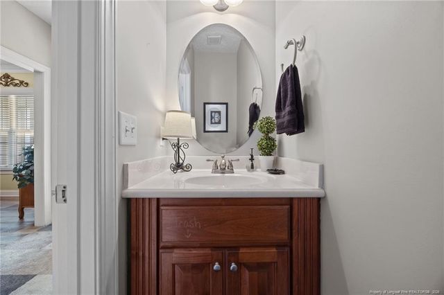 887 Coachman Way, Sanford, NC 27332