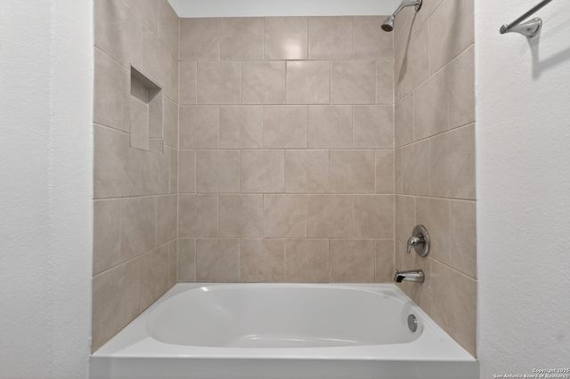 15115 Jetfire Pt, Von Ormy, TX 78073