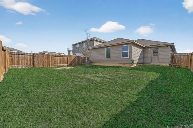 15115 Jetfire Pt, Von Ormy, TX 78073