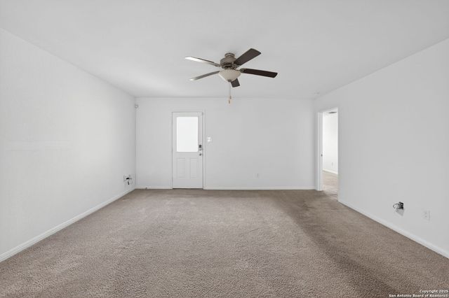 15115 Jetfire Pt, Von Ormy, TX 78073