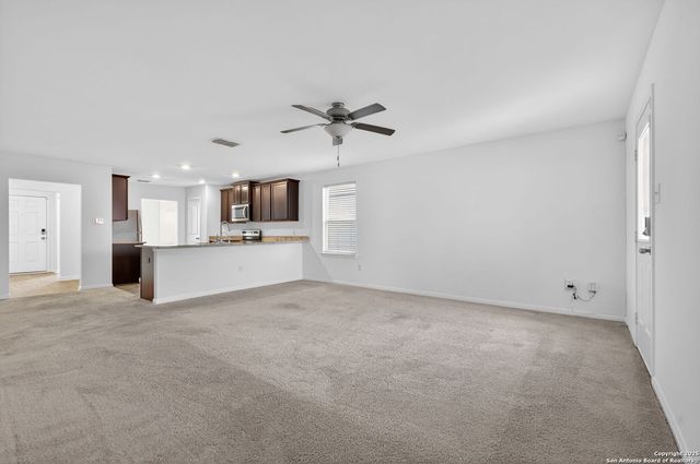 15115 Jetfire Pt, Von Ormy, TX 78073