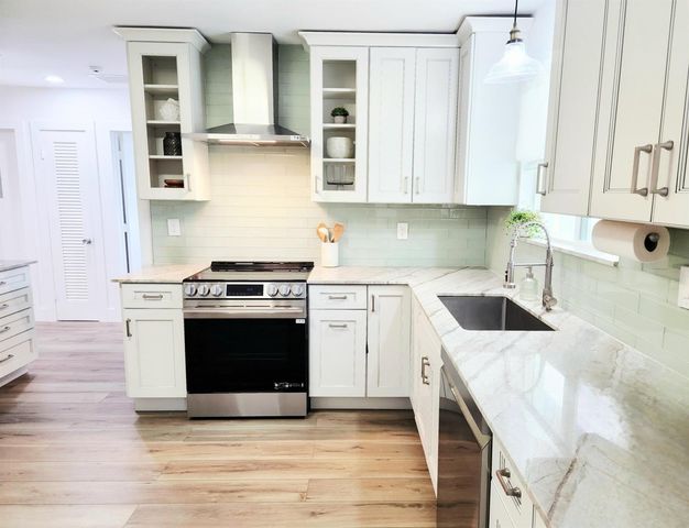 246 NE 14th Street, Delray Beach, FL 33444