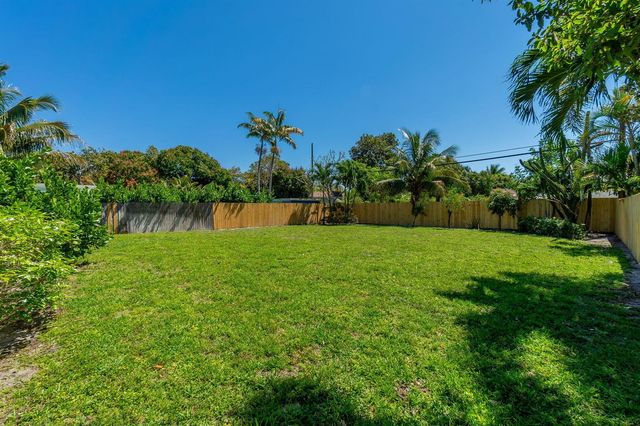 246 NE 14th Street, Delray Beach, FL 33444