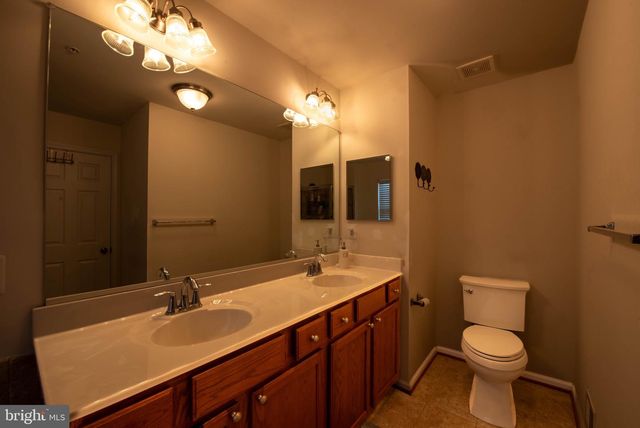 8515 STANSBURY LAKE DR, Baltimore, MD 21222
