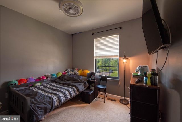 8515 STANSBURY LAKE DR, Baltimore, MD 21222