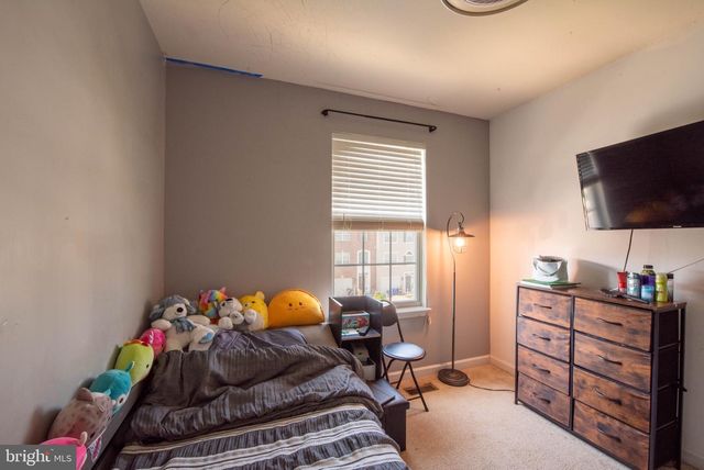 8515 STANSBURY LAKE DR, Baltimore, MD 21222