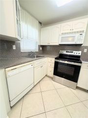 9660 Sunrise Lakes Boulevard 202, Sunrise, FL 33322