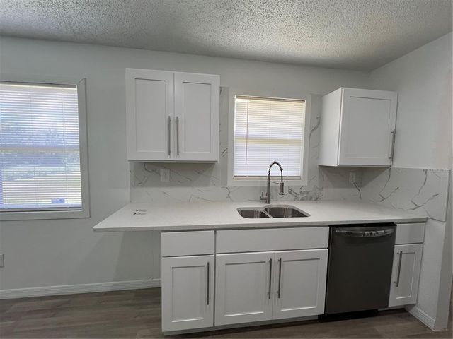 203 CLEARWATER AVENUE, Polk City, FL 33868