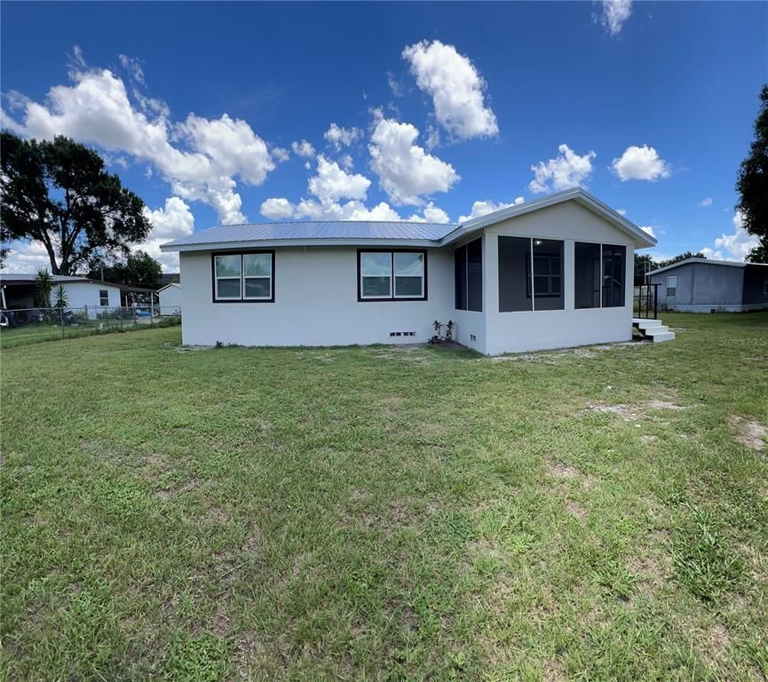203 CLEARWATER AVENUE, Polk City, FL 33868