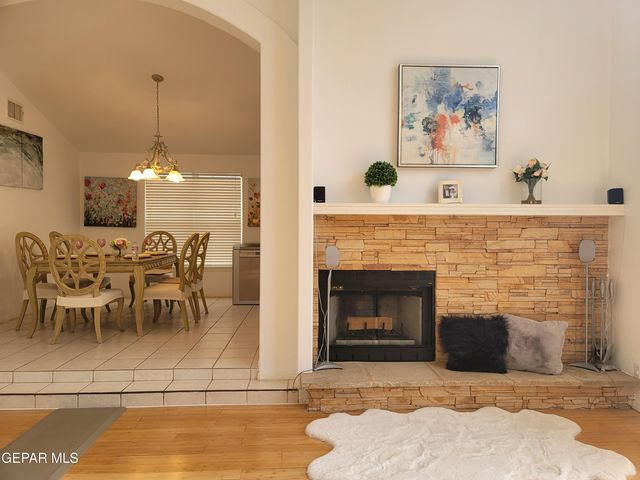 1305 TRAIL RIDGE Drive, El Paso, TX 79912