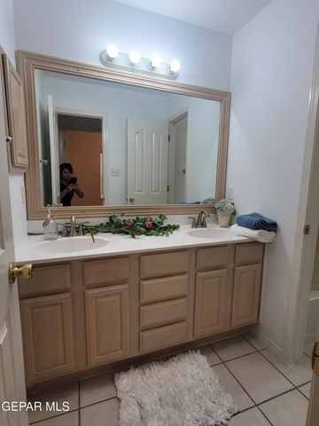1305 TRAIL RIDGE Drive, El Paso, TX 79912