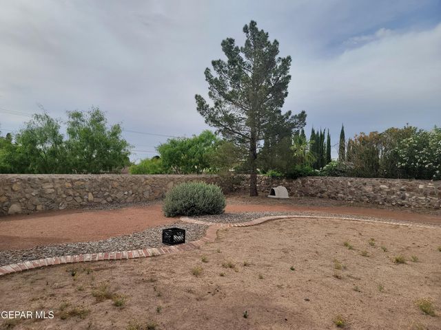 1305 TRAIL RIDGE Drive, El Paso, TX 79912