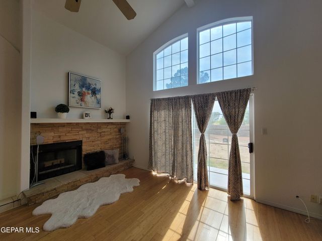 1305 TRAIL RIDGE Drive, El Paso, TX 79912