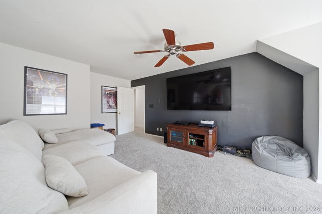 13305 E 93rd Street N, Owasso, OK 74055