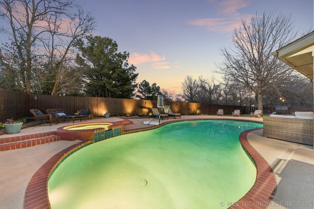 13305 E 93rd Street N, Owasso, OK 74055