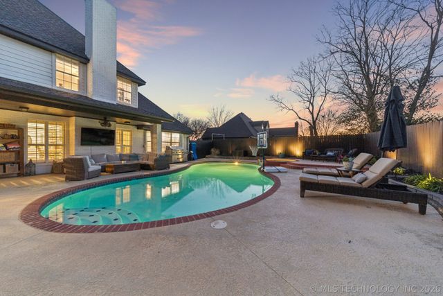 13305 E 93rd Street N, Owasso, OK 74055