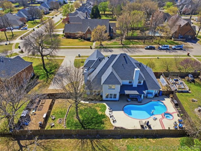13305 E 93rd Street N, Owasso, OK 74055