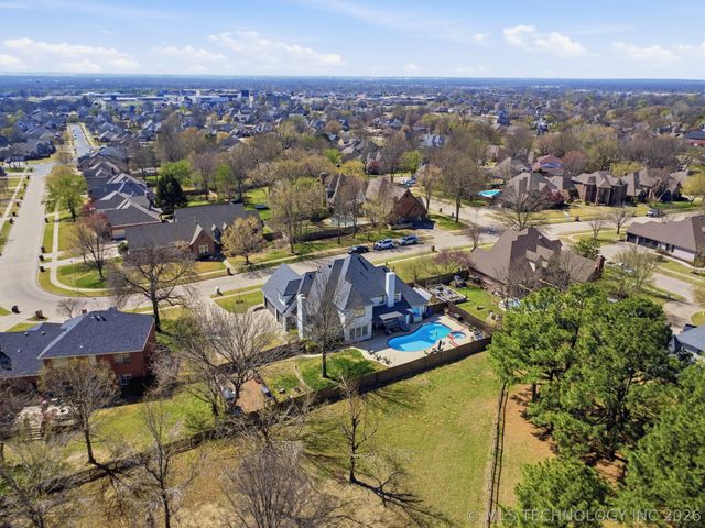 13305 E 93rd Street N, Owasso, OK 74055