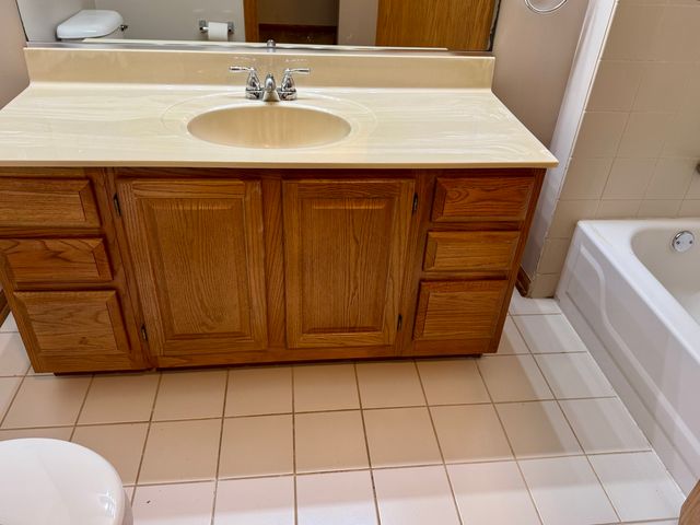 13361 W Heiden Circle, Lake Bluff, IL 60044