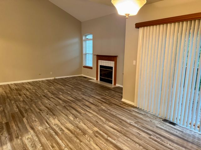 13361 W Heiden Circle, Lake Bluff, IL 60044