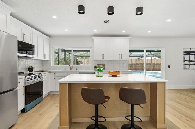 14906 PALMCREST PLACE, Tampa, FL 33625