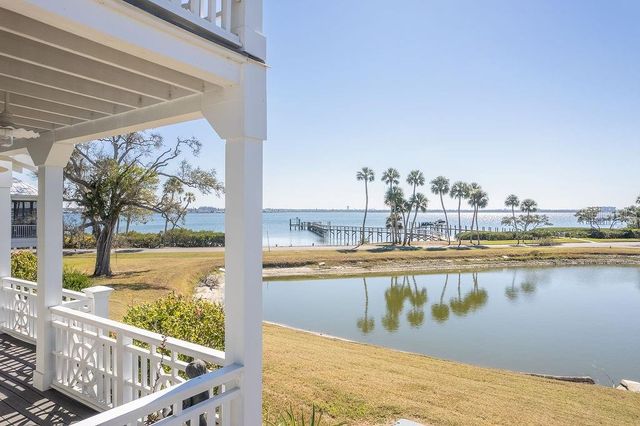 31 ISLAND COURT, Terra Ceia, FL 34250