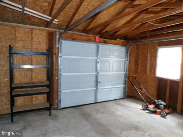 111 WALNUT DR, Fredericksburg, VA 22405