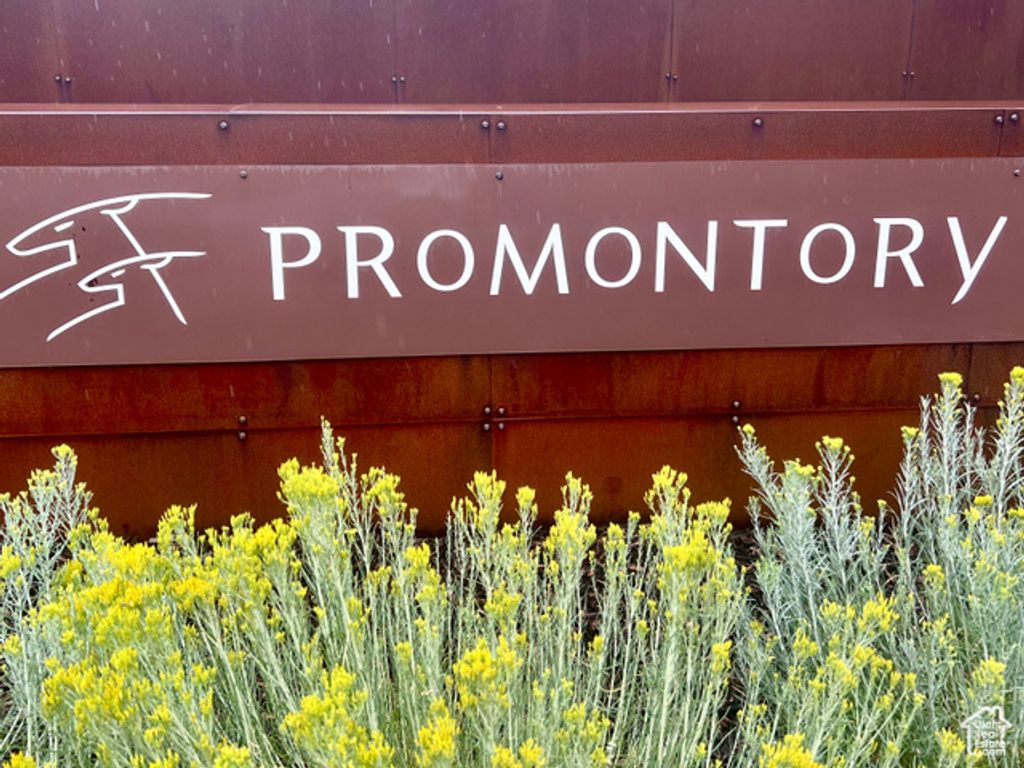 Image 2 of property listing at 695 E CANYON GATE RD # 66, Park City, UT 84098