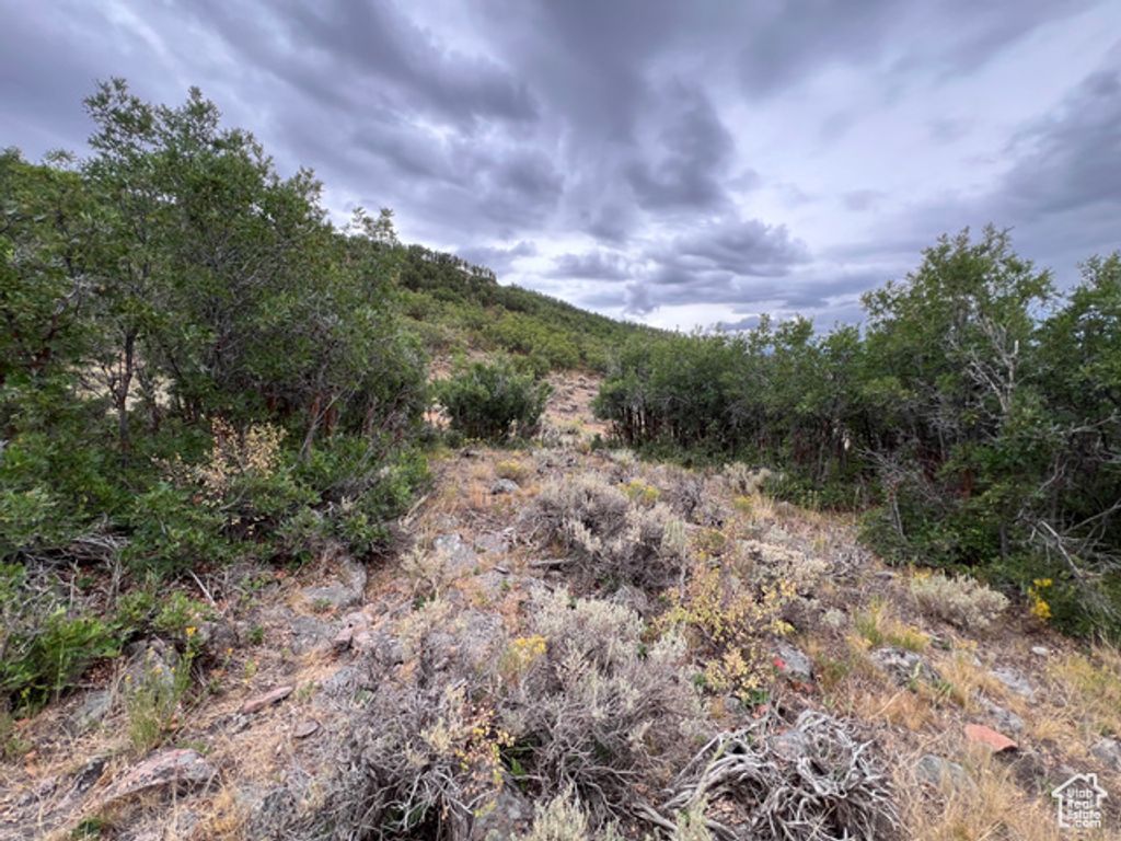 Image 6 of property listing at 695 E CANYON GATE RD # 66, Park City, UT 84098
