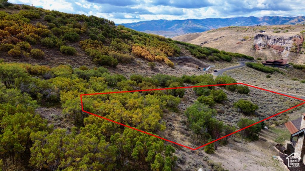Image 7 of property listing at 695 E CANYON GATE RD # 66, Park City, UT 84098