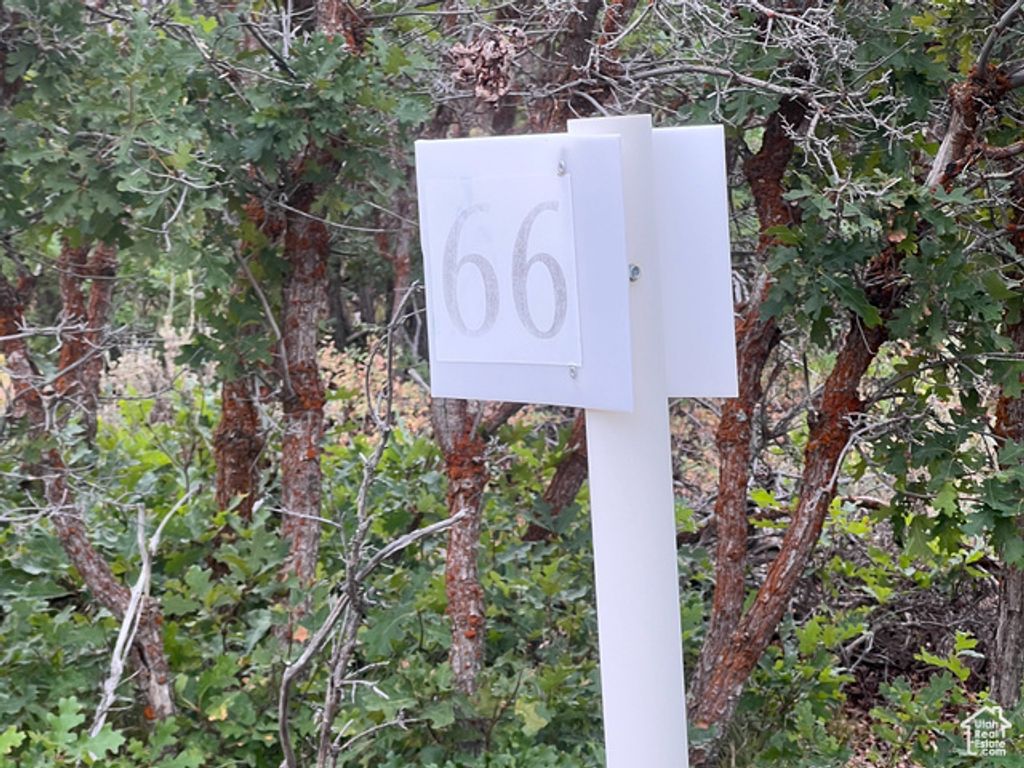Image 9 of property listing at 695 E CANYON GATE RD # 66, Park City, UT 84098