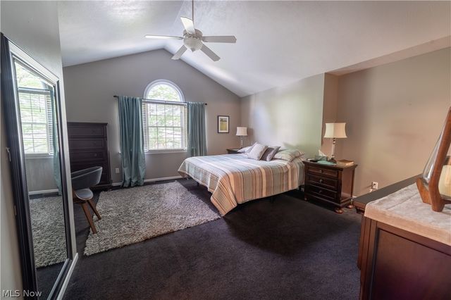 25 Fieldstone, Poland, OH 44514