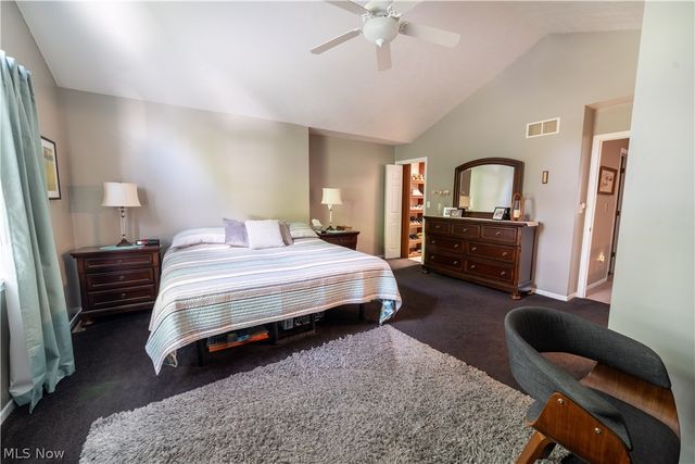 25 Fieldstone, Poland, OH 44514