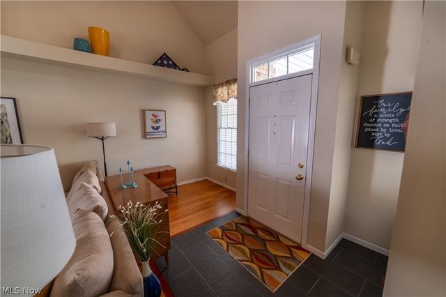 25 Fieldstone, Poland, OH 44514