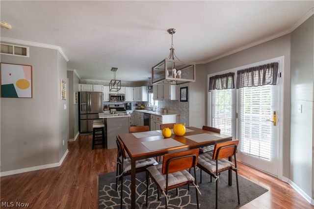 25 Fieldstone, Poland, OH 44514