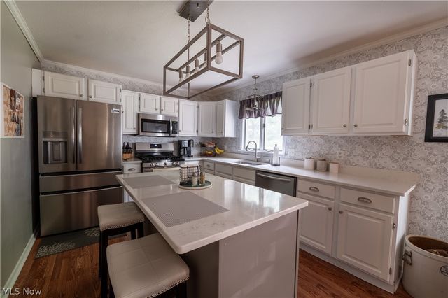 25 Fieldstone, Poland, OH 44514
