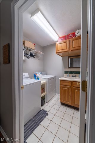 25 Fieldstone, Poland, OH 44514