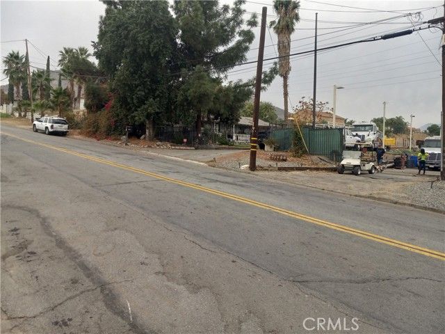 6021 Tarragona, Jurupa Valley, CA 92509