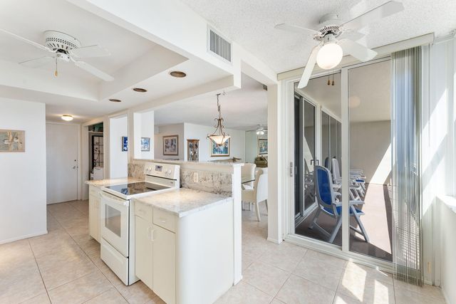 2000 S Ocean Boulevard 10h, Boca Raton, FL 33432