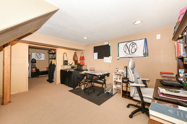 17615 Continental DRIVE, Brookfield, WI 53045