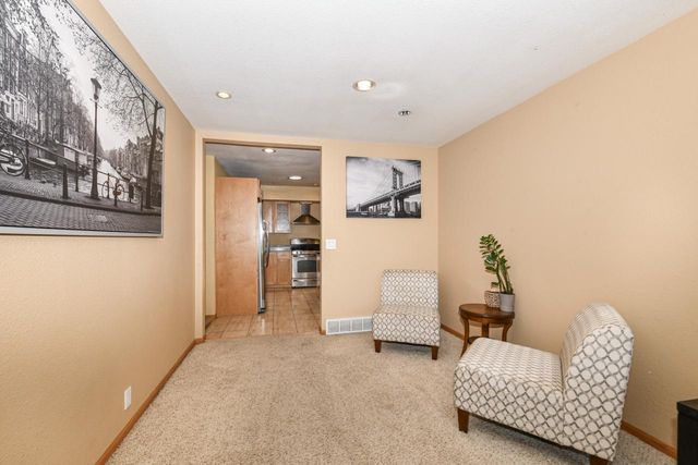 17615 Continental DRIVE, Brookfield, WI 53045