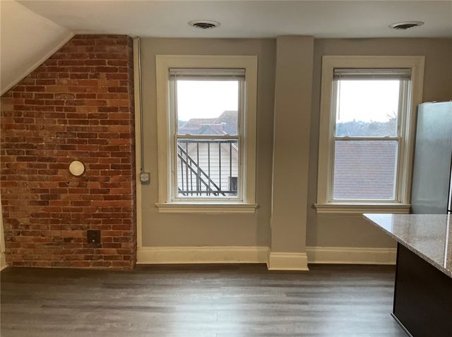 125 Washington Ave, Bellevue, PA 15202