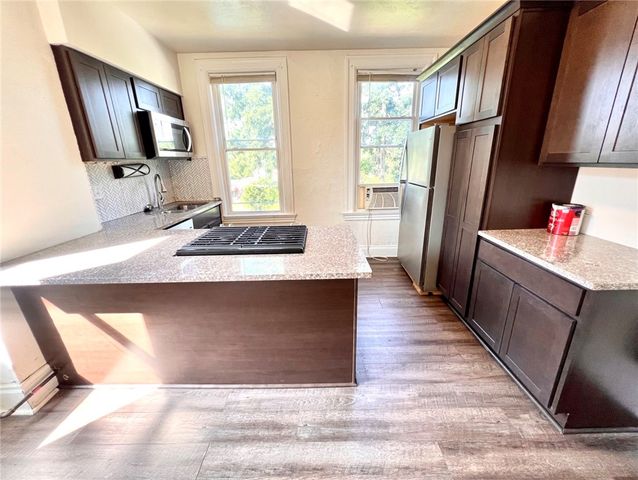 125 Washington Ave, Bellevue, PA 15202