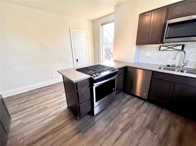 125 Washington Ave, Bellevue, PA 15202